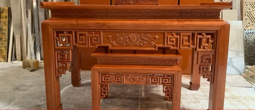 Bàn thờ đứng gỗ hương đá
