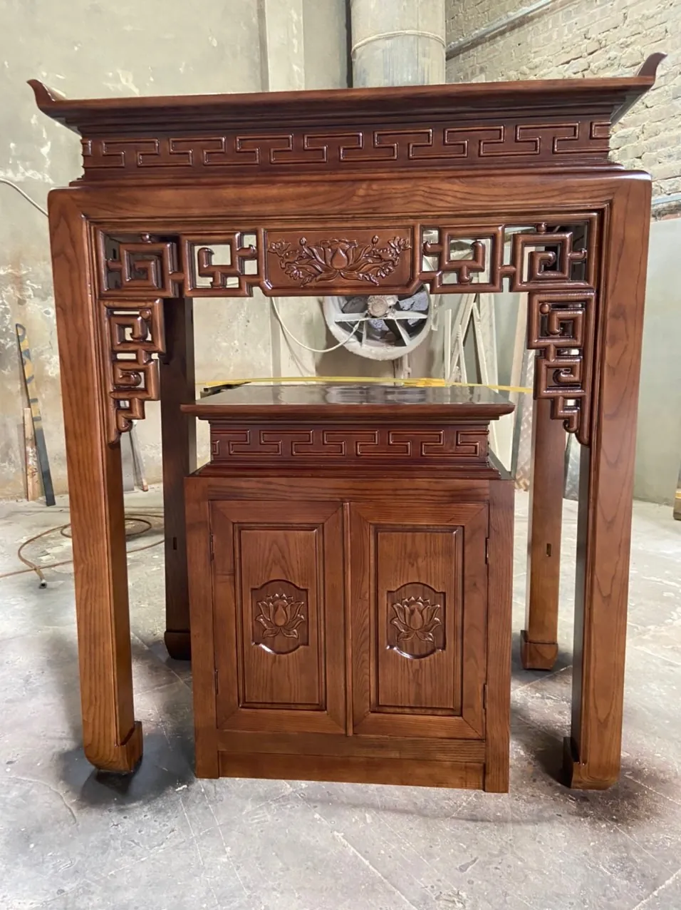 Bàn thờ đứng gỗ mít nam phi